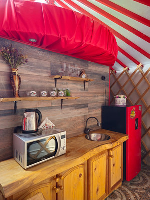 Продам коммерческое помещение 100 м2, Дальняя ул, 22, Каменномостский п