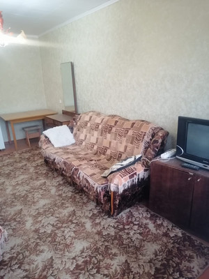 Продам двухкомнатную (2-комн.) квартиру, 50 лет ВЛКСМ ул, 8а, Алексин г