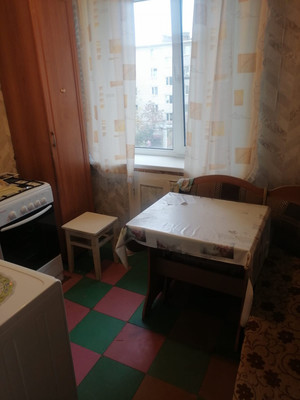 Продам двухкомнатную (2-комн.) квартиру, 50 лет ВЛКСМ ул, 8а, Алексин г