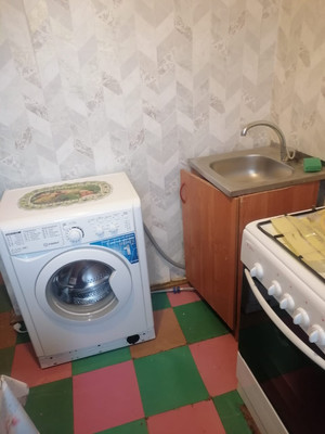 Продам двухкомнатную (2-комн.) квартиру, 50 лет ВЛКСМ ул, 8а, Алексин г