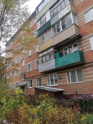 Продам двухкомнатную (2-комн.) квартиру, 50 лет ВЛКСМ ул, 8а, Алексин г