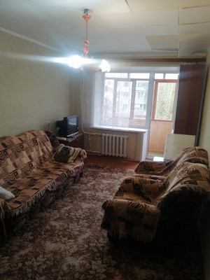 Продам двухкомнатную (2-комн.) квартиру, 50 лет ВЛКСМ ул, 8а, Алексин г