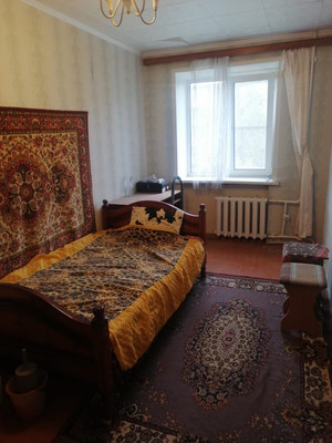 Продам двухкомнатную (2-комн.) квартиру, 50 лет ВЛКСМ ул, 8а, Алексин г