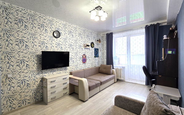 Продам однокомнатную (1-комн.) квартиру, Холмогорская ул, 2Е, Пермь г