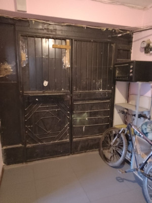 Продам комнату в 6-комн. квартире, Ударников пр-кт, 49Ак2, Санкт-Петербург г