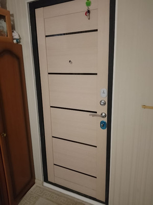 Продам комнату в 6-комн. квартире, Ударников пр-кт, 49Ак2, Санкт-Петербург г