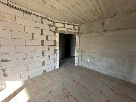 Продам трехкомнатную (3-комн.) квартиру, Березовый проезд, 1к1, Кропоткин г