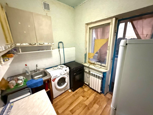 Продам однокомнатную (1-комн.) квартиру, Комарова ул, 50, Апшеронск г