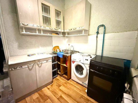 Продам однокомнатную (1-комн.) квартиру, Комарова ул, 50, Апшеронск г