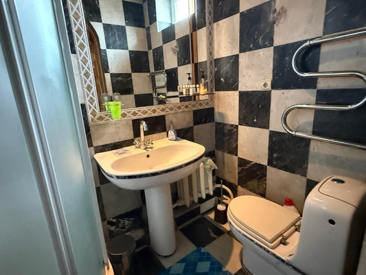 Продам дом, Ленина ул, 97, Апшеронск г, 0 км от города