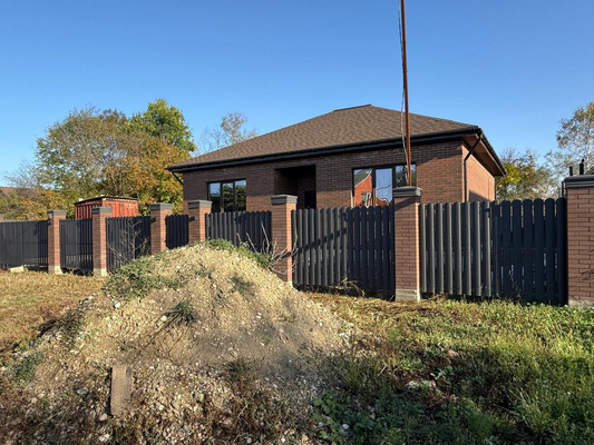 Продам дом, Лесозаводской пер, 8, Апшеронск г, 0 км от города