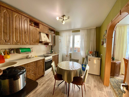 Продам двухкомнатную (2-комн.) квартиру, Павловский тракт, 297, Барнаул г