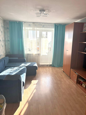 Продам трехкомнатную (3-комн.) квартиру, Лесная ул, 25А, Вялки д