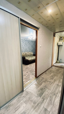 Продам однокомнатную (1-комн.) квартиру, 35-й мкр, 31, Октябрьский г