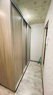 Продам однокомнатную (1-комн.) квартиру, 35-й мкр, 31, Октябрьский г