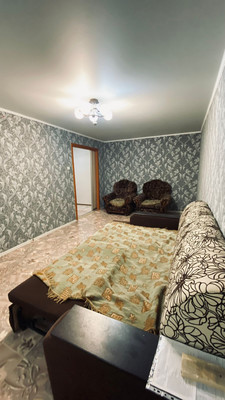 Продам однокомнатную (1-комн.) квартиру, 35-й мкр, 31, Октябрьский г