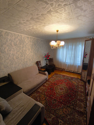 Продам трехкомнатную (3-комн.) квартиру, Маршала Жукова ул, 12, Сырьево д