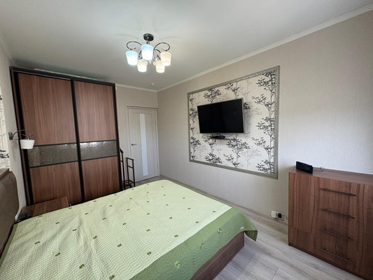 Продам трехкомнатную (3-комн.) квартиру, Генерала Смирнова (Кузнечики мкр.) ул, 7, Подольск г