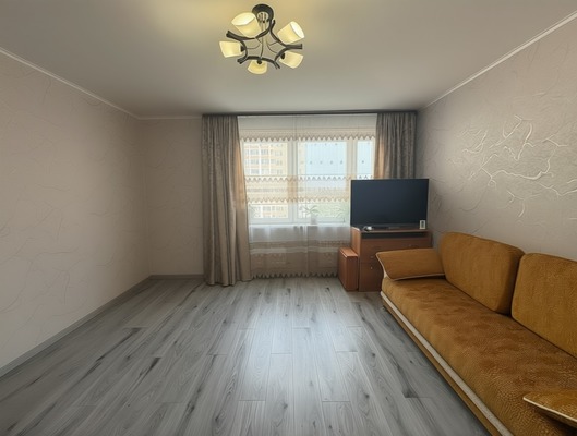 Продам трехкомнатную (3-комн.) квартиру, Генерала Смирнова (Кузнечики мкр.) ул, 7, Подольск г