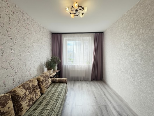 Продам трехкомнатную (3-комн.) квартиру, Генерала Смирнова (Кузнечики мкр.) ул, 7, Подольск г