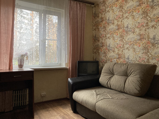 Продам трехкомнатную (3-комн.) квартиру, Красноармейская ул, 10, Раменское г