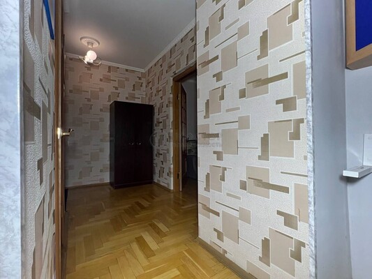 Продам однокомнатную (1-комн.) квартиру, Белореченская ул, 34к1, Москва г