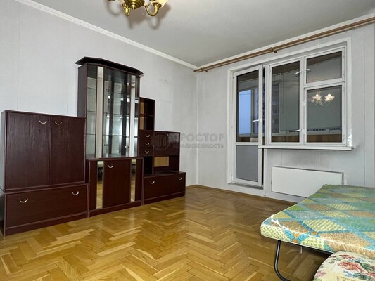 Продам однокомнатную (1-комн.) квартиру, Белореченская ул, 34к1, Москва г