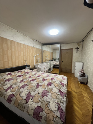 Продам двухкомнатную (2-комн.) квартиру, Молостовых ул, 16к4, Москва г