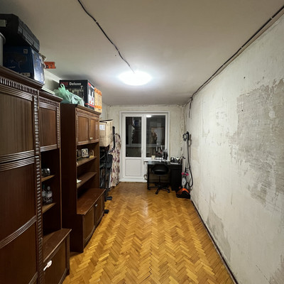 Продам двухкомнатную (2-комн.) квартиру, Молостовых ул, 16к4, Москва г