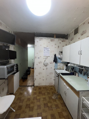 Продам двухкомнатную (2-комн.) квартиру, Молостовых ул, 16к4, Москва г
