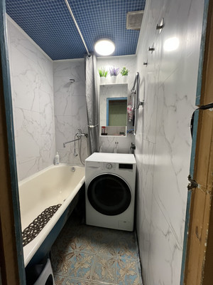 Продам двухкомнатную (2-комн.) квартиру, Молостовых ул, 16к4, Москва г