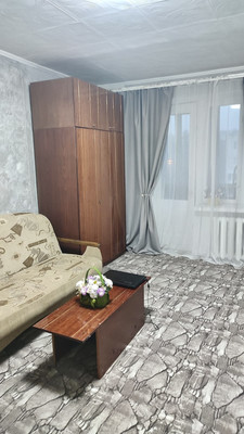 Продам трехкомнатную (3-комн.) квартиру, Кечкеметская ул, 79, Автодор тер. СПК