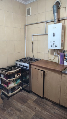 Продам трехкомнатную (3-комн.) квартиру, Кечкеметская ул, 79, Автодор тер. СПК