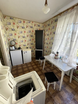 Продам однокомнатную (1-комн.) квартиру, Эскадронная ул, 3, Симферополь г