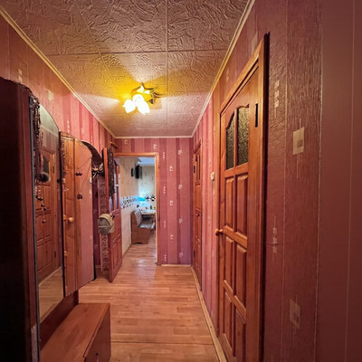 Продам трехкомнатную (3-комн.) квартиру, Малышева ул, 18, Сыктывкар г