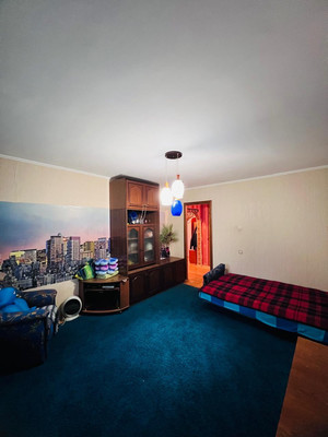 Продам трехкомнатную (3-комн.) квартиру, Малышева ул, 18, Сыктывкар г