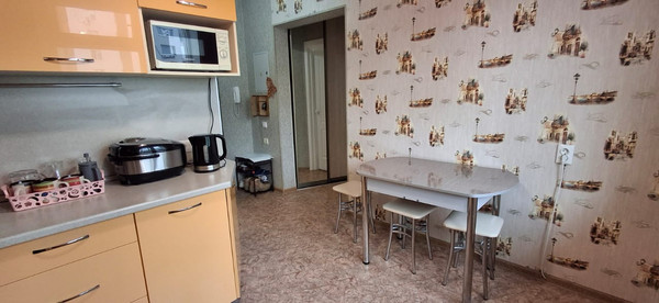 Продам однокомнатную (1-комн.) квартиру, Бурнаковская ул, 59, Нижний Новгород г