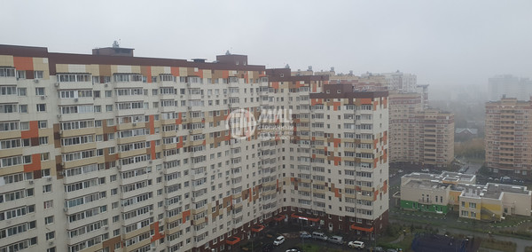 Продам однокомнатную (1-комн.) квартиру, Зеленые аллеи б-р, 17, Видное г