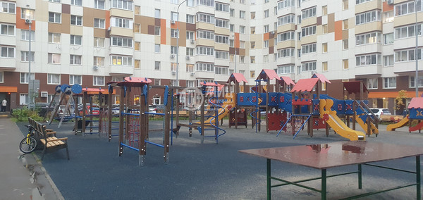 Продам однокомнатную (1-комн.) квартиру, Зеленые аллеи б-р, 17, Видное г