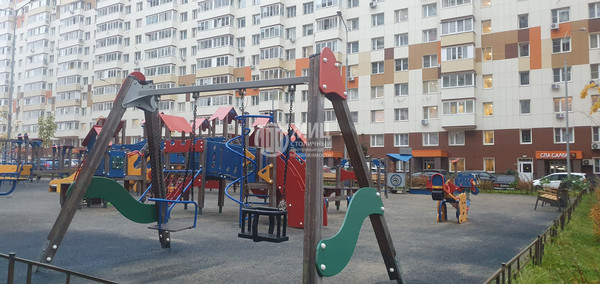 Продам однокомнатную (1-комн.) квартиру, Зеленые аллеи б-р, 17, Видное г