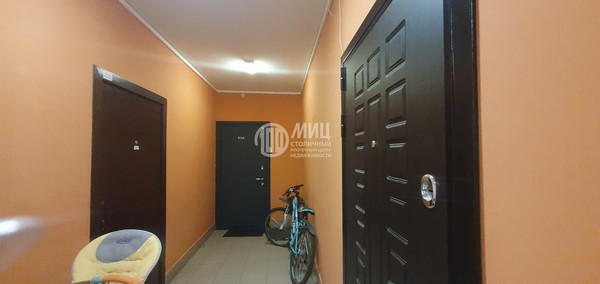 Продам однокомнатную (1-комн.) квартиру, Зеленые аллеи б-р, 17, Видное г