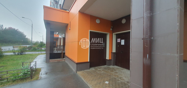 Продам однокомнатную (1-комн.) квартиру, Зеленые аллеи б-р, 17, Видное г