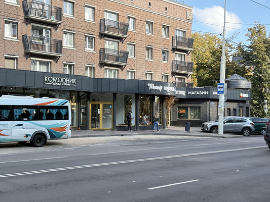 Сдам торговое помещение 105,6 м2, Театральная ул, 36, Калининград г