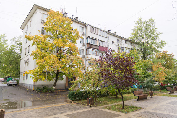 Продам двухкомнатную (2-комн.) квартиру, Волкова ул, 7к1, Ростов-на-Дону г