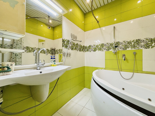 Продам трехкомнатную (3-комн.) квартиру, Курыжова (Южный мкр.) ул, 19, Домодедово г