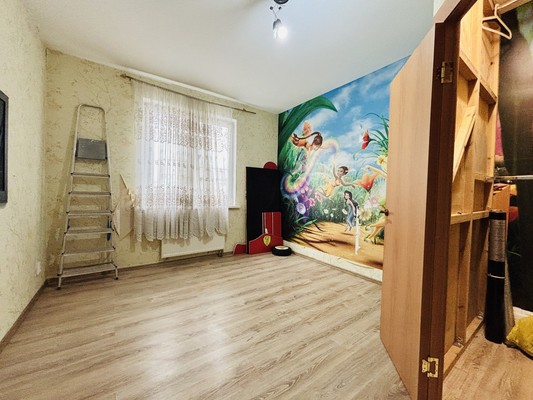 Продам трехкомнатную (3-комн.) квартиру, Курыжова (Южный мкр.) ул, 19, Домодедово г