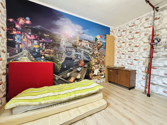 Продам трехкомнатную (3-комн.) квартиру, Курыжова (Южный мкр.) ул, 19, Домодедово г
