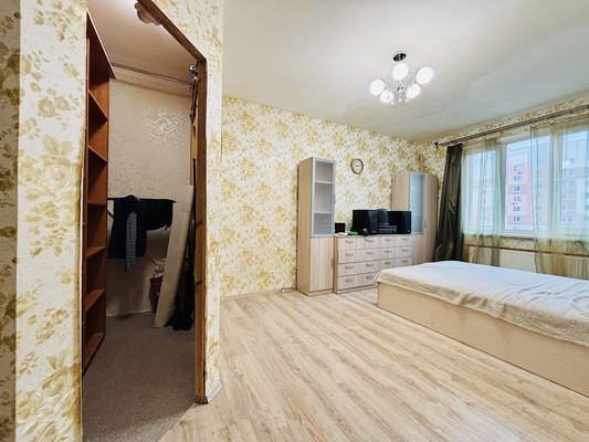Продам трехкомнатную (3-комн.) квартиру, Курыжова (Южный мкр.) ул, 19, Домодедово г
