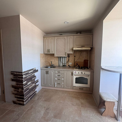 Продам двухкомнатную (2-комн.) квартиру, Панфилова ул, 28, Бахчисарай г