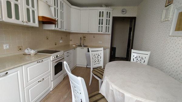 Продам трехкомнатную (3-комн.) квартиру, Березовая ул, 14, Видное г